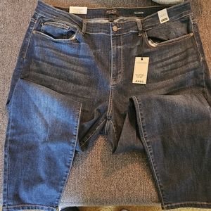 Judy Blue Relaxed Fit Jeans